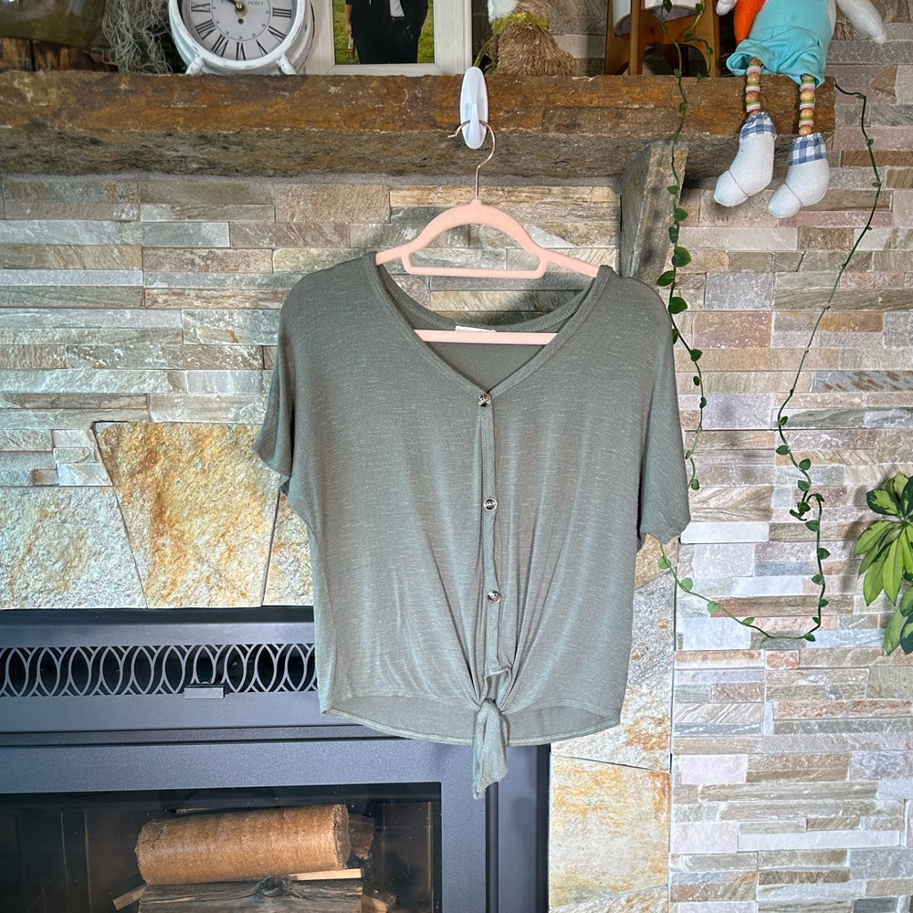 Olivia Rae Olive Small Flowy Top with Knot - Adorable & Perfect for Summer!